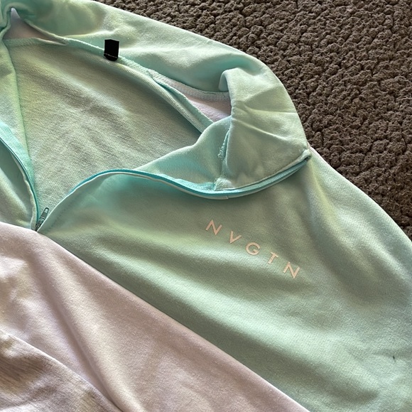 NVGTN Oversized cropped sweatshirt - Picture 2 of 2